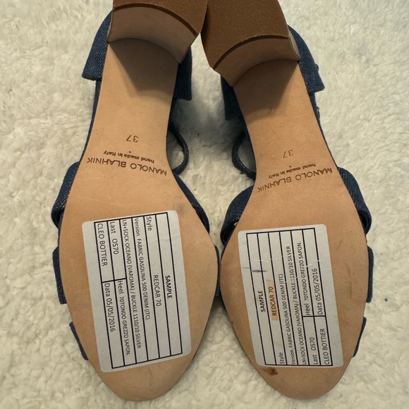 Manolo Blahnik - Picture 4 of 4